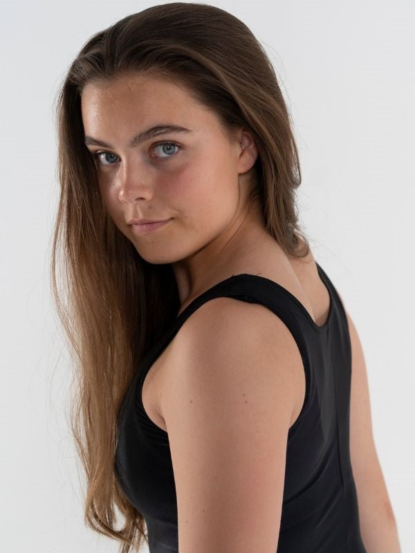 Sitta Heldrakt