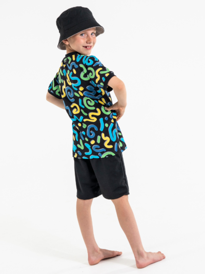 Løs t-skjorte | NS-175 | Outlet Playful Lines