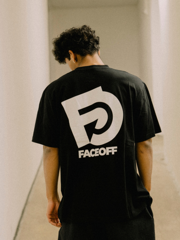 FACEOFF Classic t-skjorte | Unisex Svart