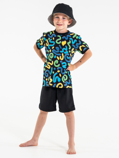 Løs t-skjorte | NS-175 | Outlet Playful Lines