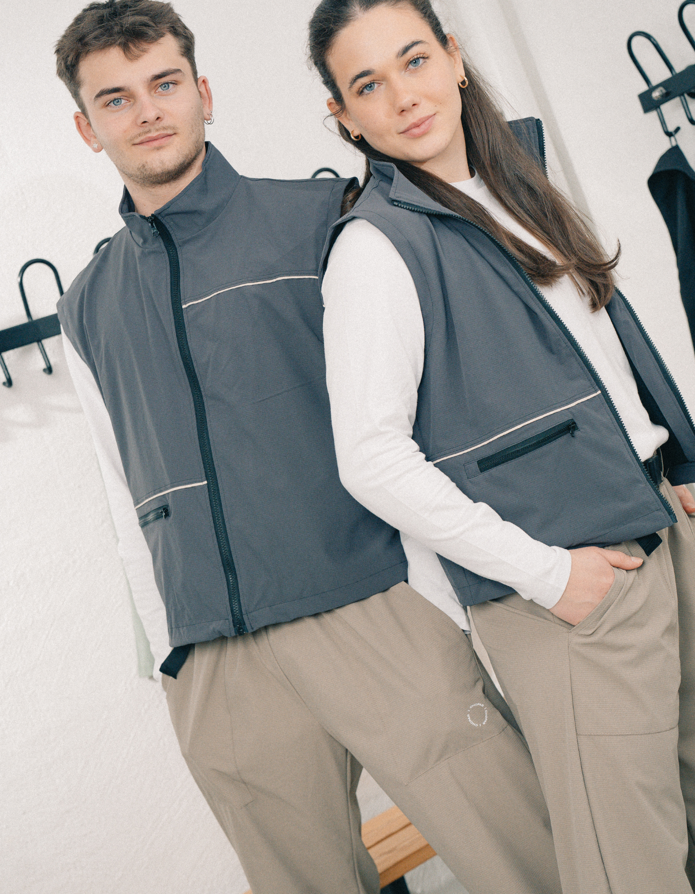 Tech pipe vest | Unisex Mørk grå